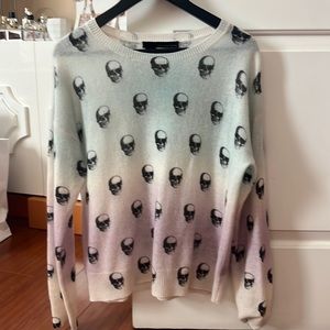 Size Small 360 Cashmere Pattern Print Skull Sweater